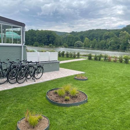 La Petite Maison Au Bord De L'Eau Hastiere-par-dela Exterior foto